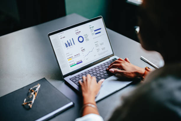 记账代理如何为武汉公司提供财务风险预警？